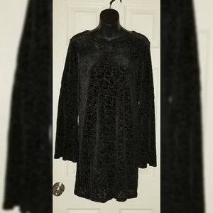 NWT Women's Black velvet dress size small